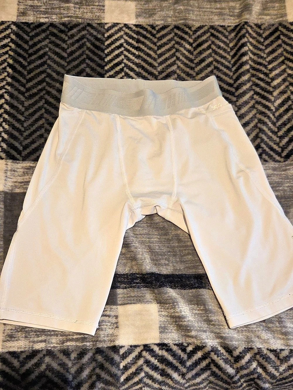 DSG Men'Small Compression Shorts White Size Small